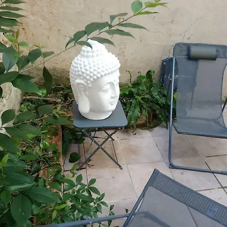Studio Avec Terrasse Et Garage * Bordeaux